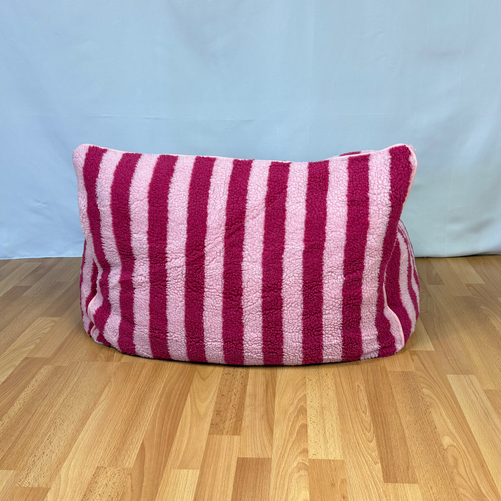 Canapé pour chien et chat rayé rose – MUZO